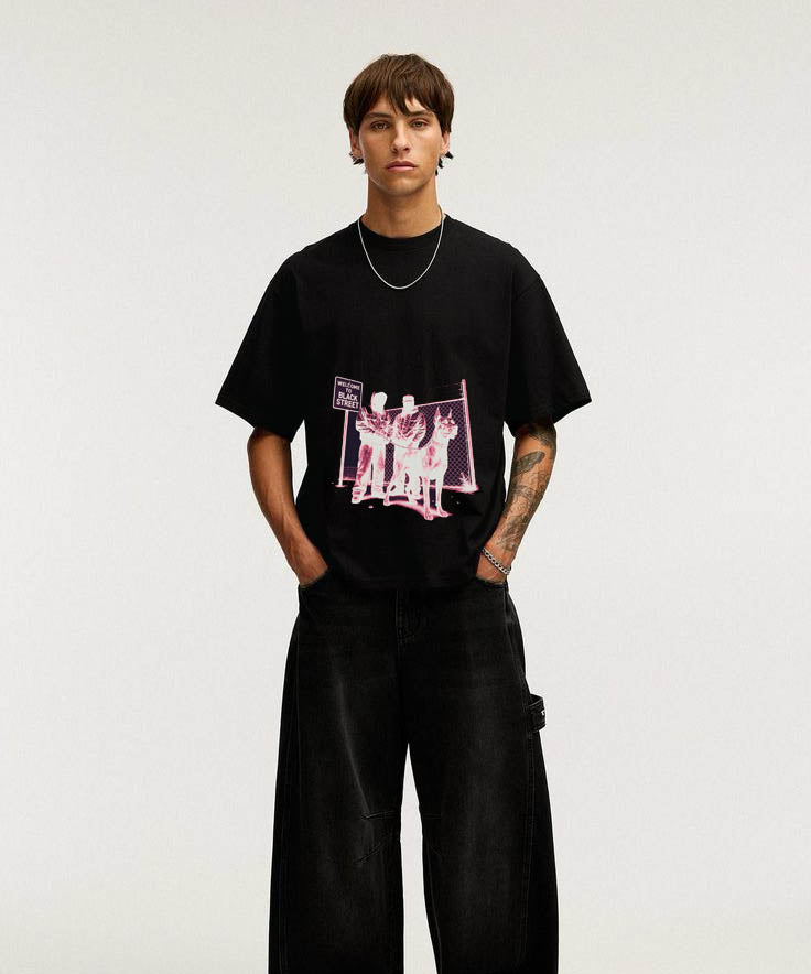 BLACK STREET – Graphic Oversized T-shirt