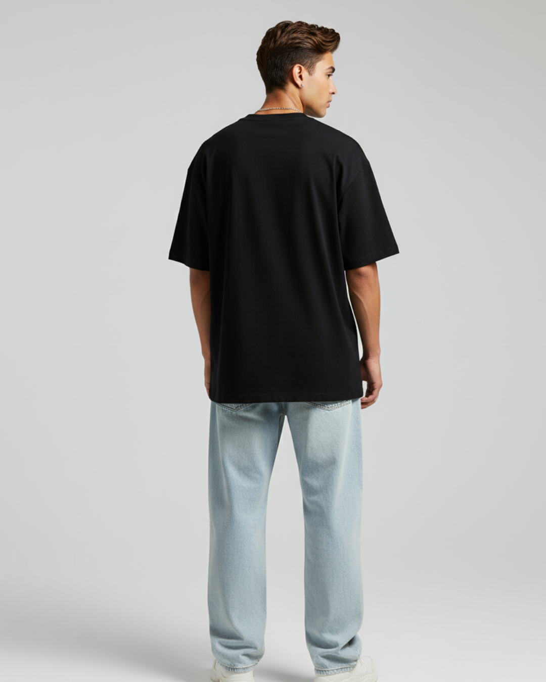 EYES NEVER LIE – Black Oversized Tee