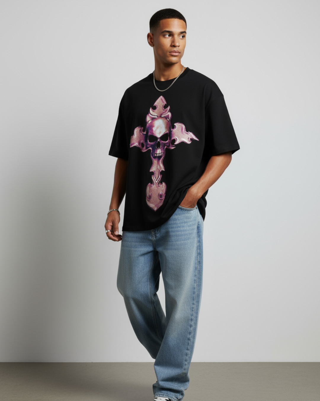 GOTHIC CROSS - Oversized T-shirt